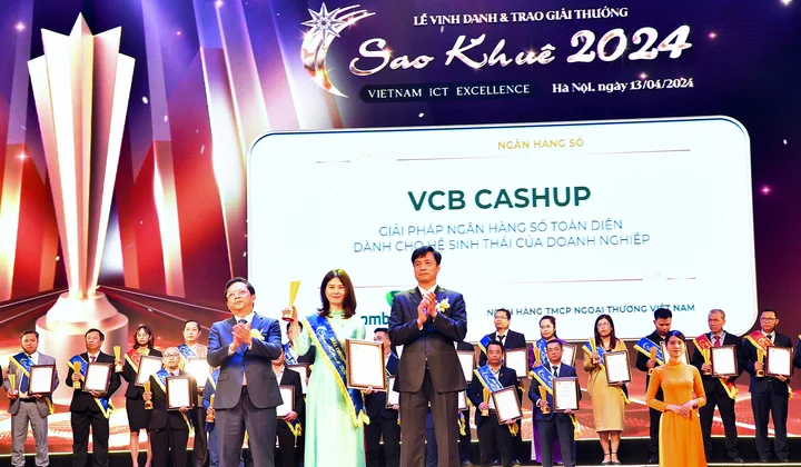 Vietcombank tiếp tục là ngân hàng sáng tạo và kinh doanh hiệu quả nhất Việt Nam