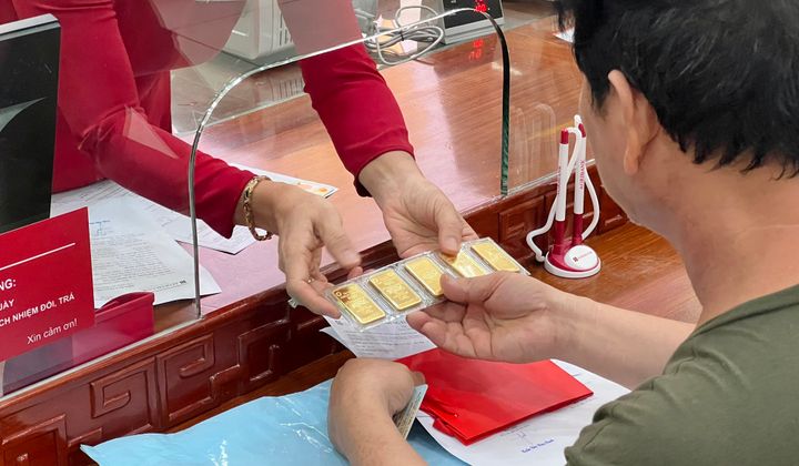 Thêm nhiều ngân hàng triển khai đăng ký mua vàng online