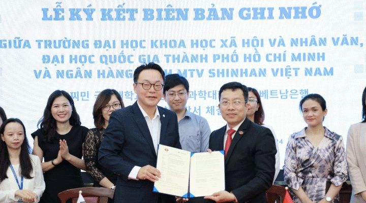 Shinhan Bank hợp tác chiến lược với trường Đại học Khoa học Xã hội và Nhân văn
