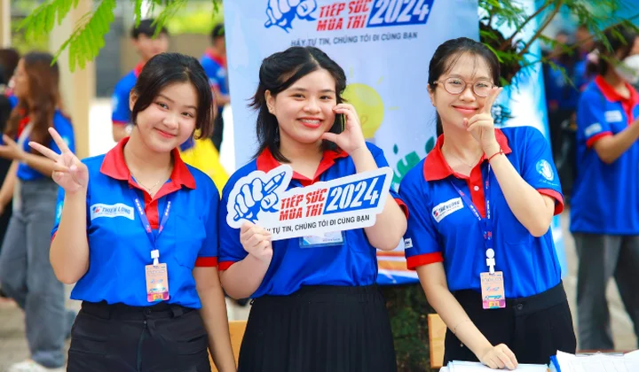 Vietbank đồng hành hơn 7.000 sinh viên tình nguyện tiếp sức mùa thi 2024 tại TP. Hồ Chí Minh