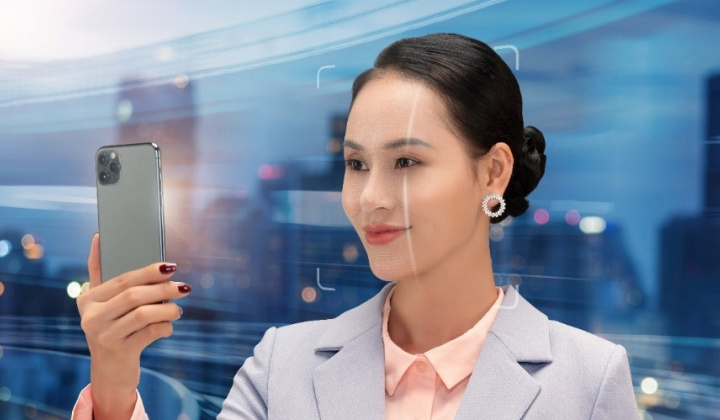 Giao dịch ngân hàng trực tuyến: Bảo vệ khách hàng với “tấm khiên” sinh trắc học