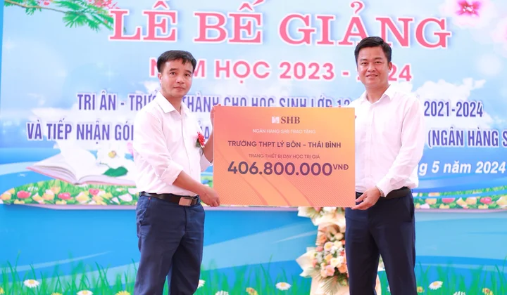 SHB tài trợ hơn 400 triệu đồng cho trường THPT Lý Bôn - Thái Bình