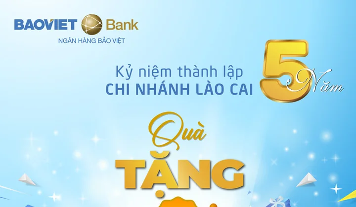 BAOVIET Bank Lào Cai tặng quà khách hàng gửi tiết kiệm