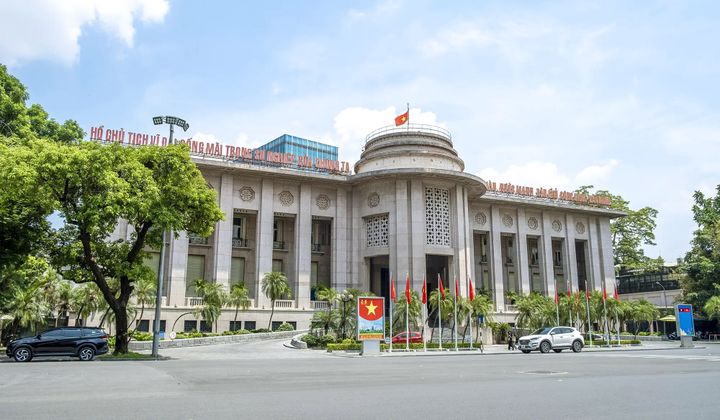 Central bank demands lending rate cuts, growth target to be met
