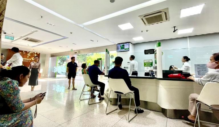 Vietcombank mở thêm 4 điểm bán vàng miếng SJC tại Hà Nội, TPHCM