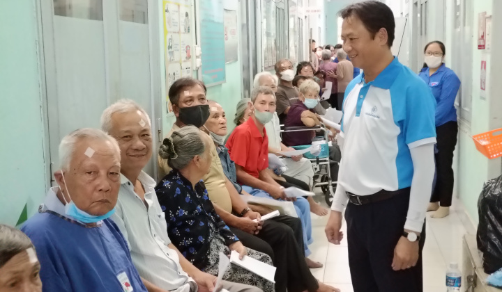 SaiGonBank tài trợ mổ mắt miễn phí cho 250 bệnh nhân nghèo tại tỉnh Bình Thuận