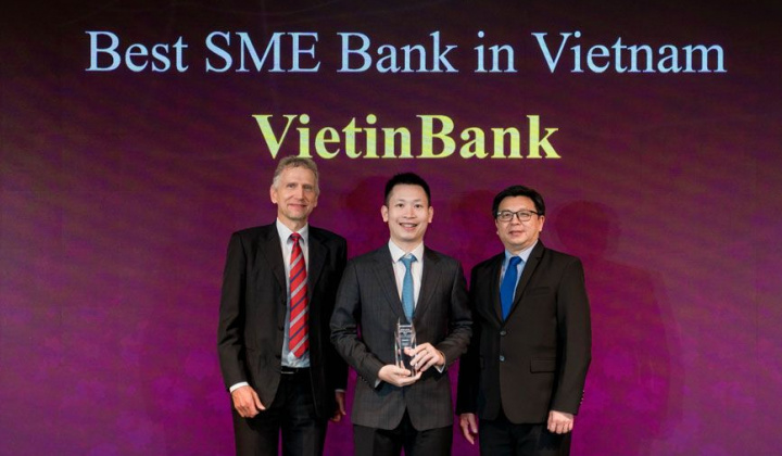 VietinBank lần thứ 4 liên tiếp được vinh danh Ngân hàng SME tốt nhất Việt Nam