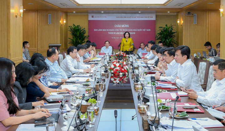 Ban Lãnh đạo Ngân hàng Nhà nước làm việc với cán bộ chủ chốt Agribank