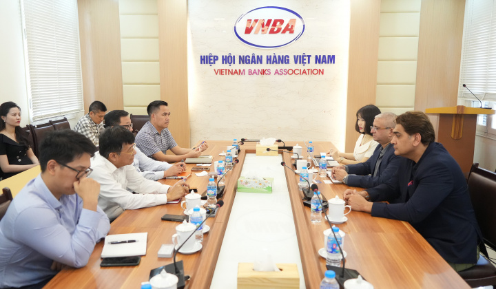 Hiệp hội Ngân hàng Việt Nam làm việc với Công ty công nghệ Aurionpro (Ấn Độ)
