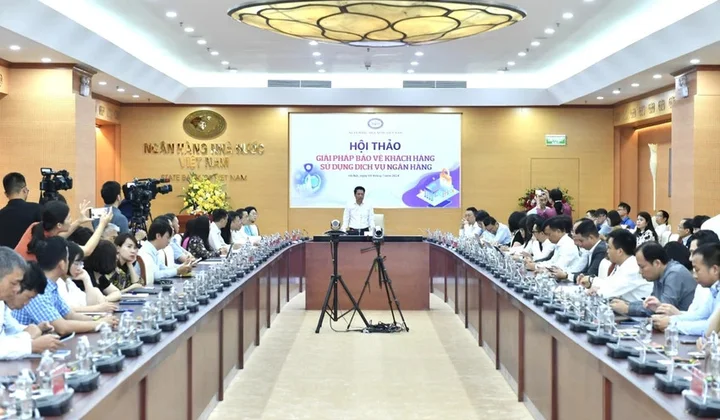 Phó Thống đốc: Chúng tôi đi ngủ lúc 1h sáng, dậy 6h sáng để triển khai xác thực sinh trắc học