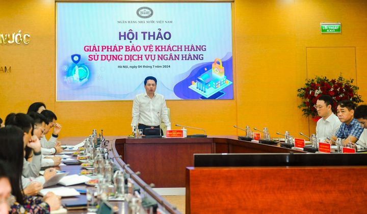 Giải pháp bảo vệ khách hàng sử dụng dịch vụ ngân hàng