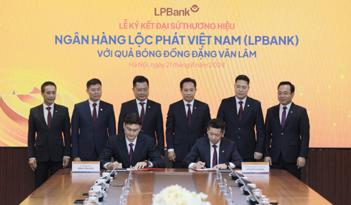 Thủ môn Đặng Văn Lâm được LPBank chọn làm Đại sứ thương hiệu