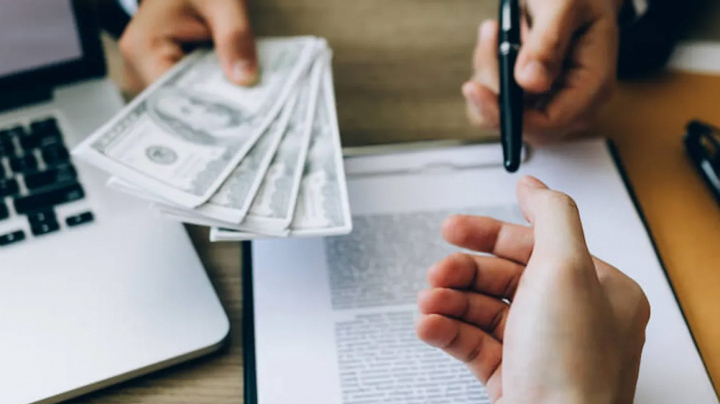 Training courses on legal knowledge related to credit contracts