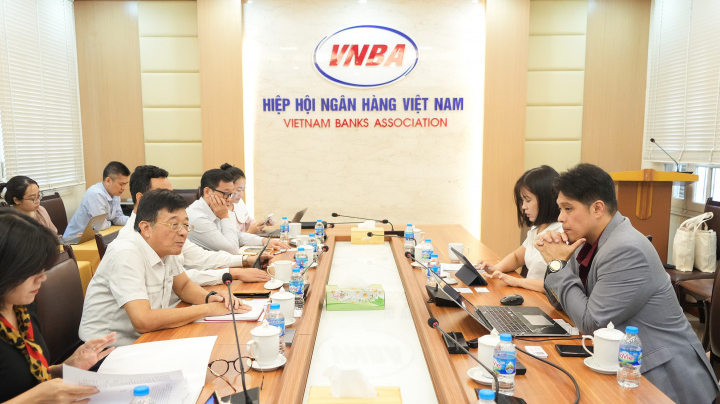 VNBA and Singaporian Fintech Association talks on financial technology trends