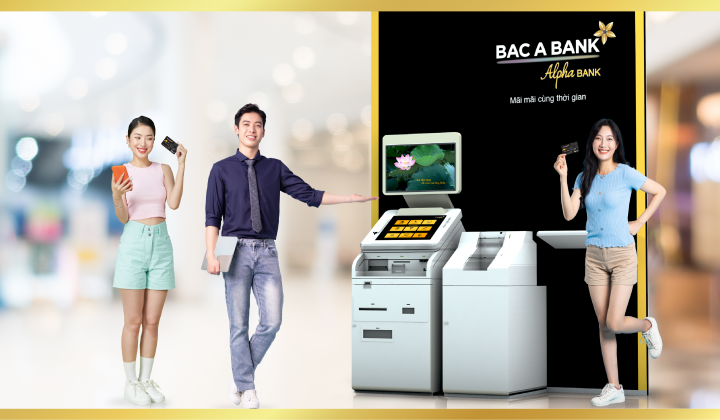 Khách hàng Bac A Bank mở và nhận thẻ nhanh tại hệ thống Kiosk Banking