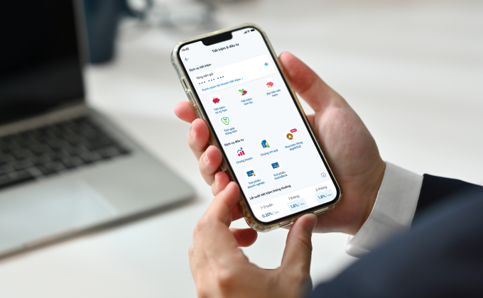 Người dân có thể mua, bán vàng qua ứng dụng ngân hàng số VietinBank iPay Mobile từ 10/9