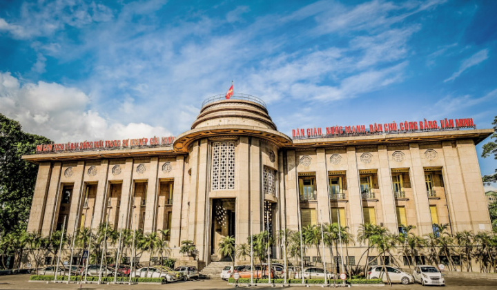 Ngân hàng Nhà nước chỉ đạo triển khai các giải pháp hỗ trợ khách hàng khắc phục hậu quả bão số 3