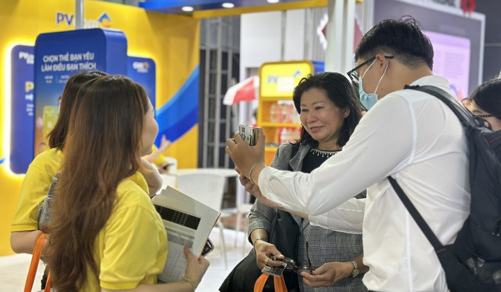 PVcomBank giới thiệu nhiều sản phẩm dịch vụ tại sự kiện GRECO 2024