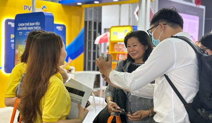 PVcomBank giới thiệu nhiều sản phẩm dịch vụ tại sự kiện GRECO 2024