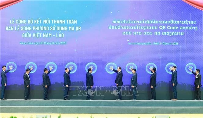 Cross-border QR payment service launched between Vietnam and Laos
