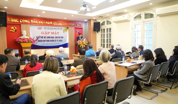 Hiệp hội Ngân hàng Việt Nam gặp mặt chúc Tết các nguyên lãnh đạo, cán bộ hưu trí dịp Xuân Ất Tỵ 2025