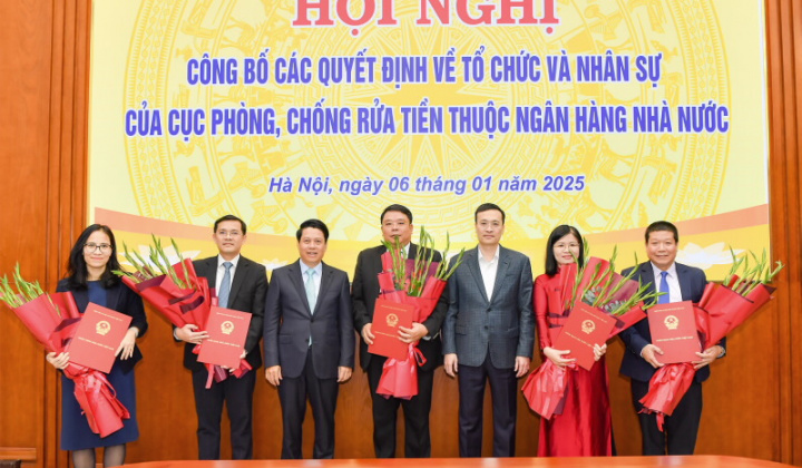 Công bố Quyết định điều động, bổ nhiệm Ban Lãnh đạo Cục Phòng, chống rửa tiền