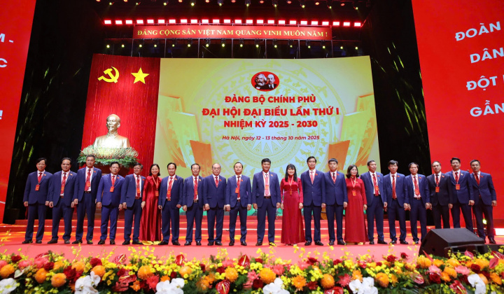 Chào mừng Đại hội đại biểu Đảng bộ Chính phủ lần thứ I, nhiệm kỳ 2025-2030: Đảng bộ Agribank "đồng hành kiến tạo - bản lĩnh tiên phong"
