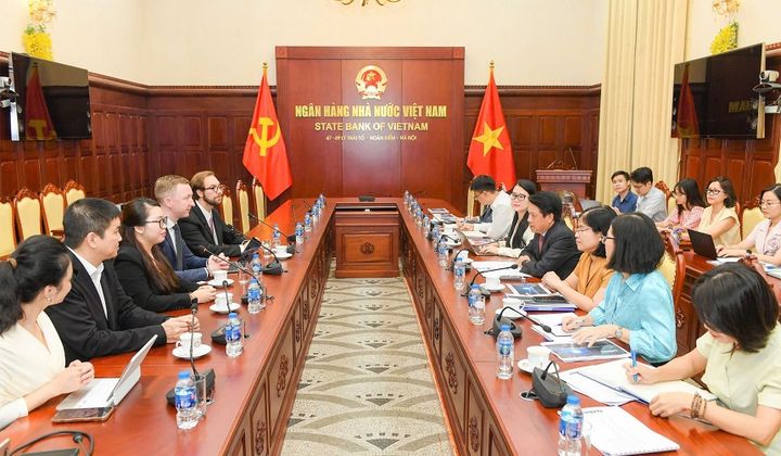 Phó Thống đốc Phạm Tiến Dũng tiếp Tập đoàn Công nghệ tài chính Tether