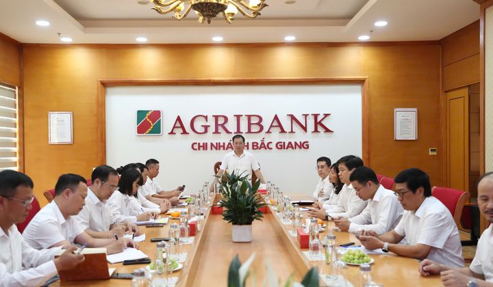 Agribank chung tay hỗ trợ người dân Bắc Ninh khắc phục hậu quả mưa lũ