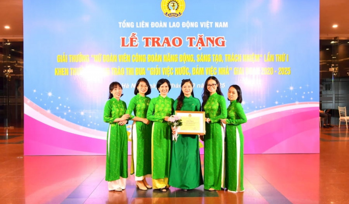 Công đoàn cơ sở Trụ sở chính Vietcombank được Tổng LĐLĐVN khen thưởng phong trào “Giỏi việc nước, Đảm việc nhà” giai đoạn 2020-2025