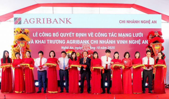 Agribank đẩy mạnh sắp xếp tổ chức mạng lưới theo hướng tăng cường dư địa cho phát triển "tam nông"