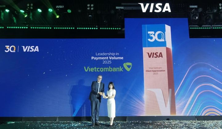 Vietcombank được Visa vinh danh với 8 giải thưởng quan trọng năm 2025