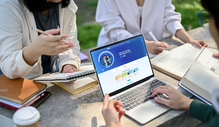 Sacombank mang “trường học tài chính số” đến với sinh viên trên toàn quốc