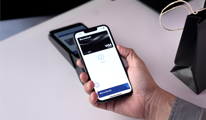 Hoàn tiền, miễn phí trả góp cho chủ thẻ Sacombank Visa chi tiêu ở nước ngoài