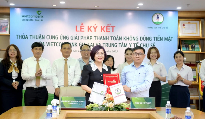 Vietcombank Gia Lai thúc đẩy thanh toán không tiền mặt