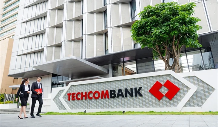 Techcombank secures higher rating from Fitch Ratings and S&P Global Ratings
