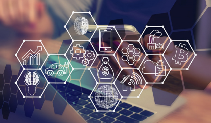 Roundtable Discussion on “Accelerating the Development of the Digital Banking Ecosystem”