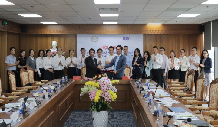 NHNN Khu vực 9 và DIV Đà Nẵng tăng cường phối hợp giám sát QTDND