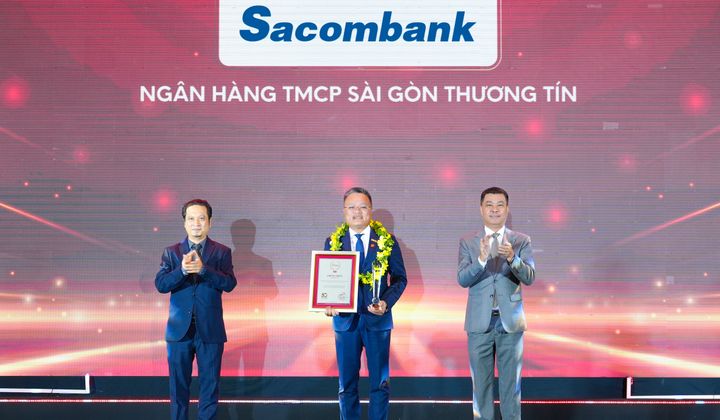Sacombank vào Top 50 doanh nghiệp lợi nhuận xuất sắc Việt Nam 2025