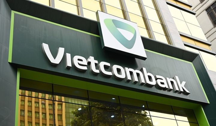 Vietcombank báo lãi hơn 33.000 tỷ trong 9 tháng, giữ vững vị trí quán quân ngành