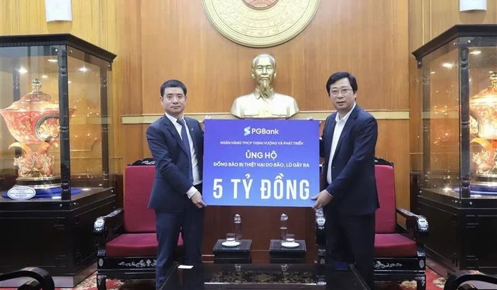 PGBank ủng hộ 5 tỷ đồng giúp miền Trung, Tây Nguyên vượt qua bão lũ
