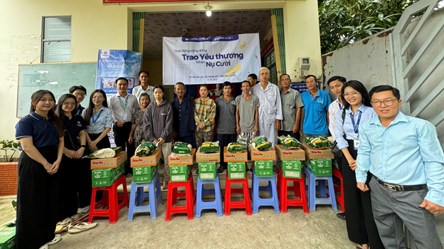 Shinhan Finance Chi nhánh Quận 1 mang yêu thương đến Ấp Nhơn Lộc (An Giang): Khi sẻ chia đến đúng nơi cần nhất