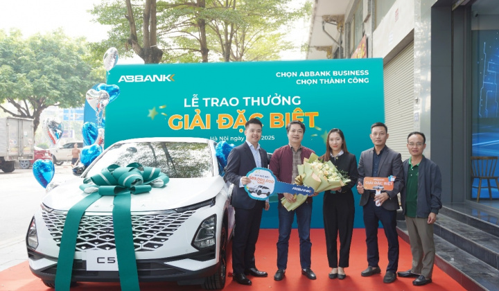 ABBANK trao giải thưởng lớn dành cho doanh nghiệp đồng hành cùng ABBANK Business