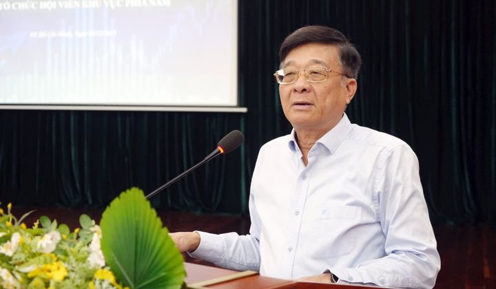 Phó Chủ tịch - Tổng Thư ký Nguyễn Quốc Hùng: Dự thảo thông tư thay thế Thông tư 13/2018/TT-NHNN và dự thảo Thông tư mới về rủi ro hệ thống cần lộ trình phù hợp thực tiễn Việt Nam
