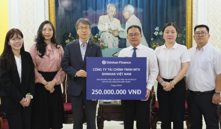Shinhan Finance chung tay cùng cộng đồng khắc phục hậu quả sau bão