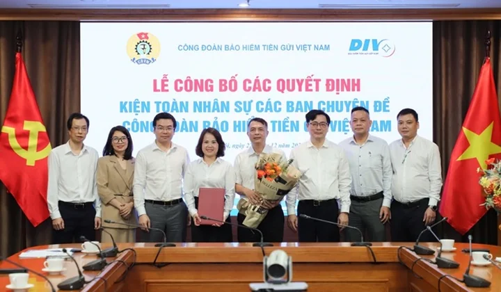 Công bố Quyết định kiện toàn nhân sự các Ban chuyên đề Công đoàn Bảo hiểm tiền gửi Việt Nam