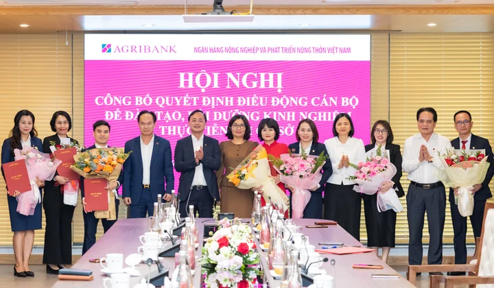 Agribank điều động cán bộ tăng cường đào tạo thực tiễn tại cơ sở