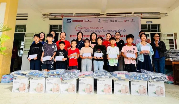 SCB hoàn thành chuỗi chương trình hỗ trợ đồng bào vùng lũ tại Phú Yên