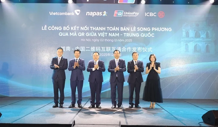 Việt Nam launches cross-border QR code payment connectivity with China