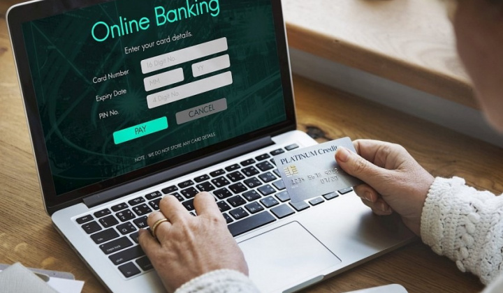 04 tính năng tối thiểu phần mềm ứng dụng Online Banking phải có theo Thông tư 50 là tính năng nào?
